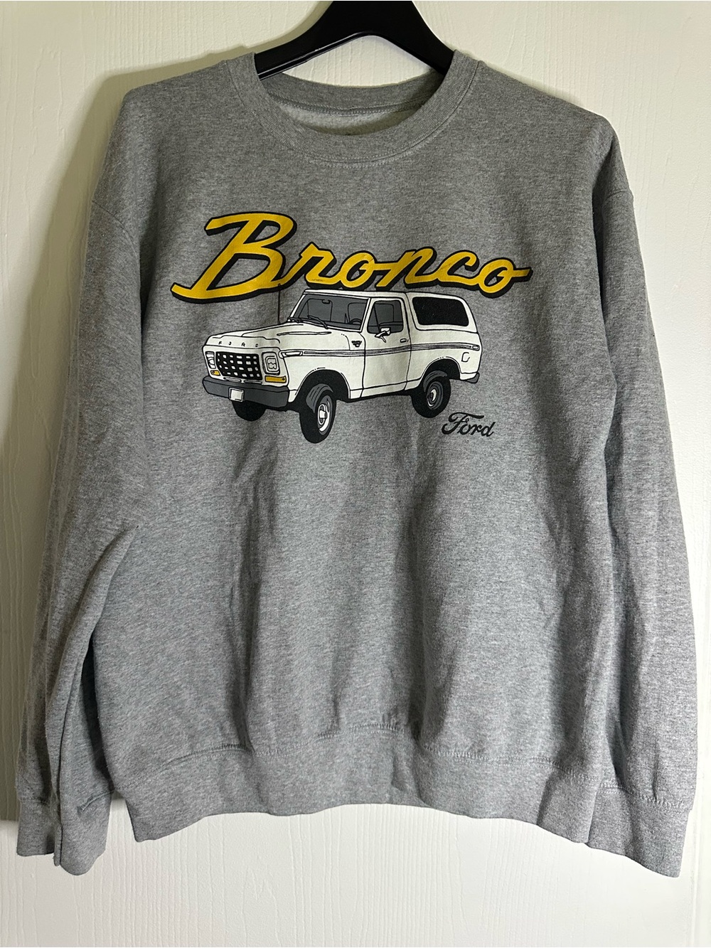 Ford Bronco Graphic Crewneck Sweatshirt Size M- Gray & Yellow